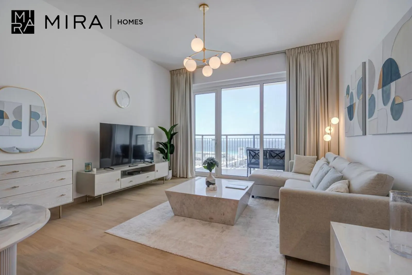 Mira Holiday Homes - Newly 1 Bedroom With Sea View Dubai Apartment